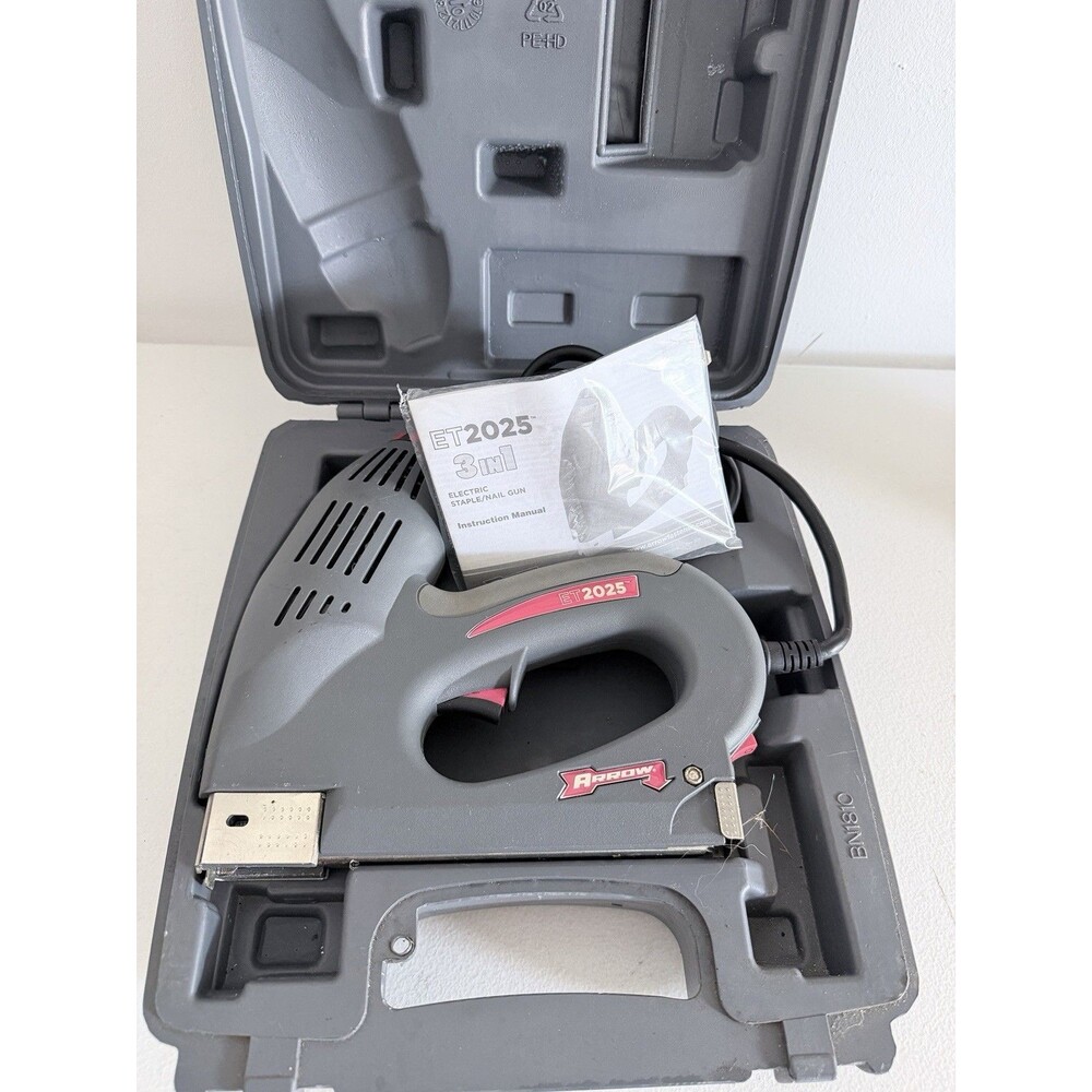 Arrow Electro-Matic ET2025 Electric Round & Flat Crown Staple Nail Gun with Case
